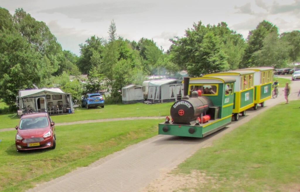 Camping De Rammelbeek Lattrop Екстериор снимка