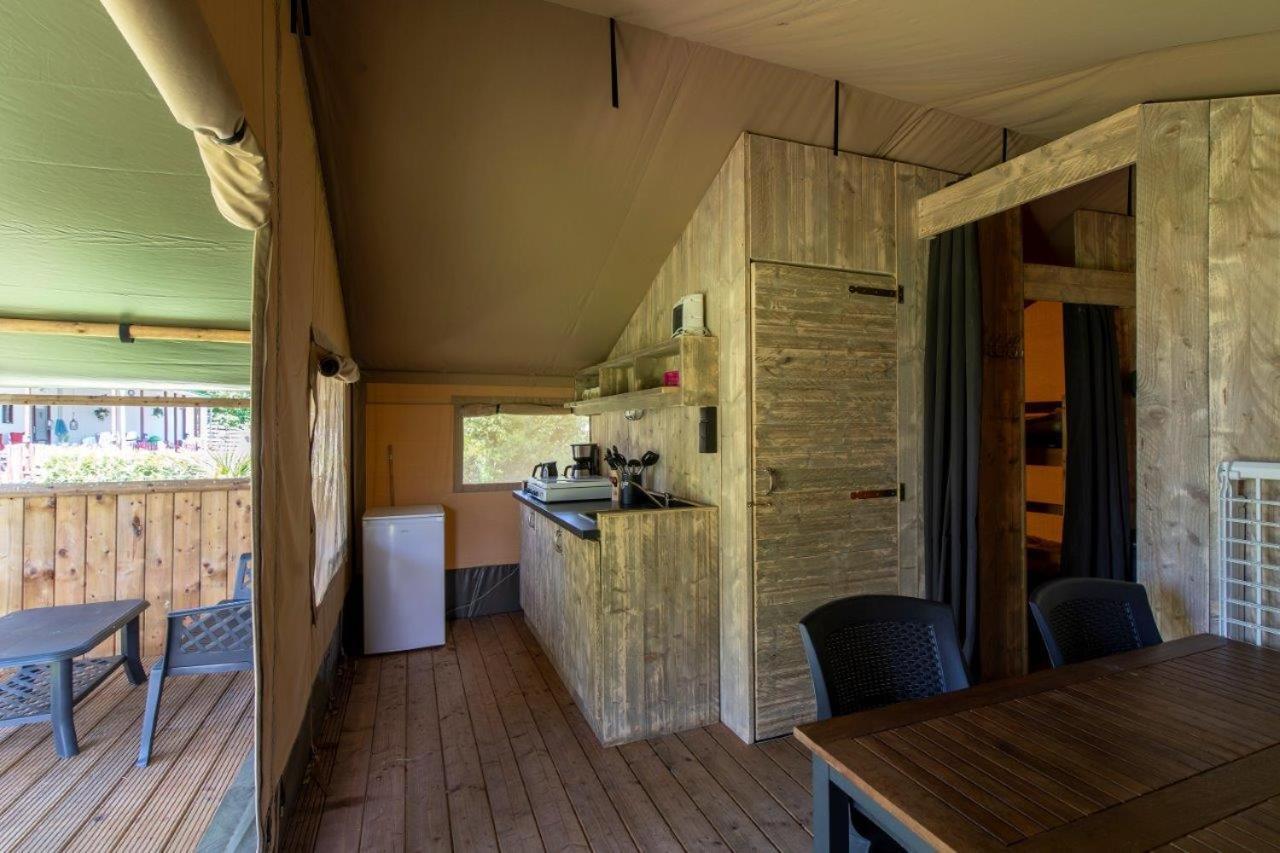 Camping De Rammelbeek Lattrop Стая снимка